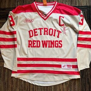 Sana Detroit Red Wings Jersey Size Large